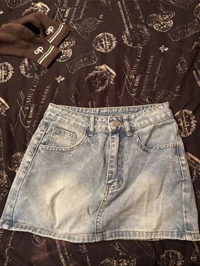 SHEIN Light Blue Denim Mini Skirt